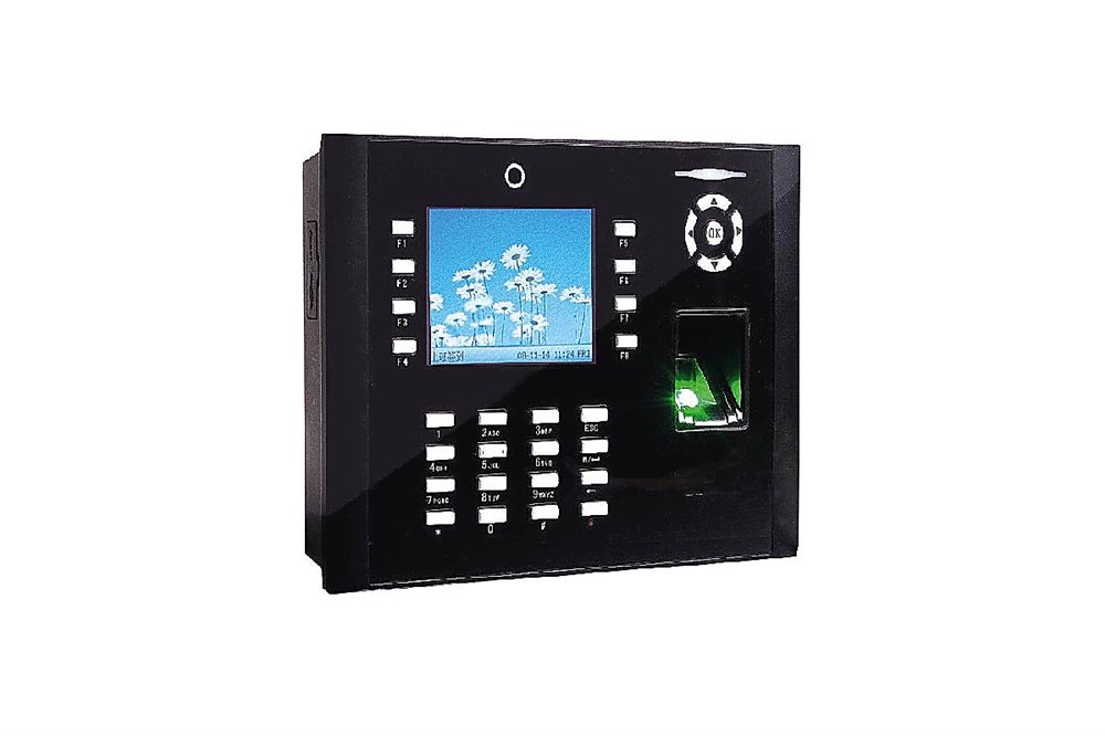 ZKTeco iClock660 [EM] - Терминал со сканером отпечатков пальцев. Дисплей 3.5" TFT. Память: отпечатков  8000, карт 10 000, событий 200 000. TCP/IP, USB,без реле!, 0 +45 °C. Рамеры:205×150×41мм. Считыватель карт Em-Marin. ПО ZKAccess 3.5.