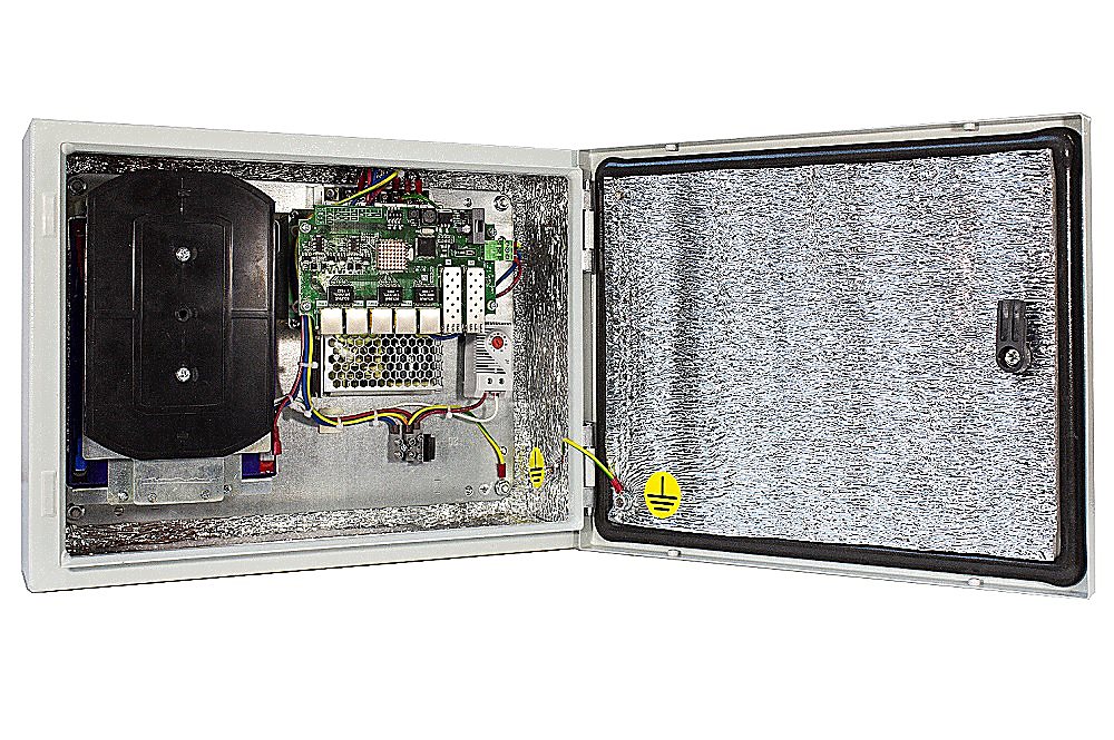 Релион-SW-М-2G-4Poe+/240W - Коммутатор 4 порта 10/100 Base-Tx PoE+, 2 порта SFP 1000 Base-Fx. Бюджет мощности PoE - 240Вт. (арт.:00000007864)