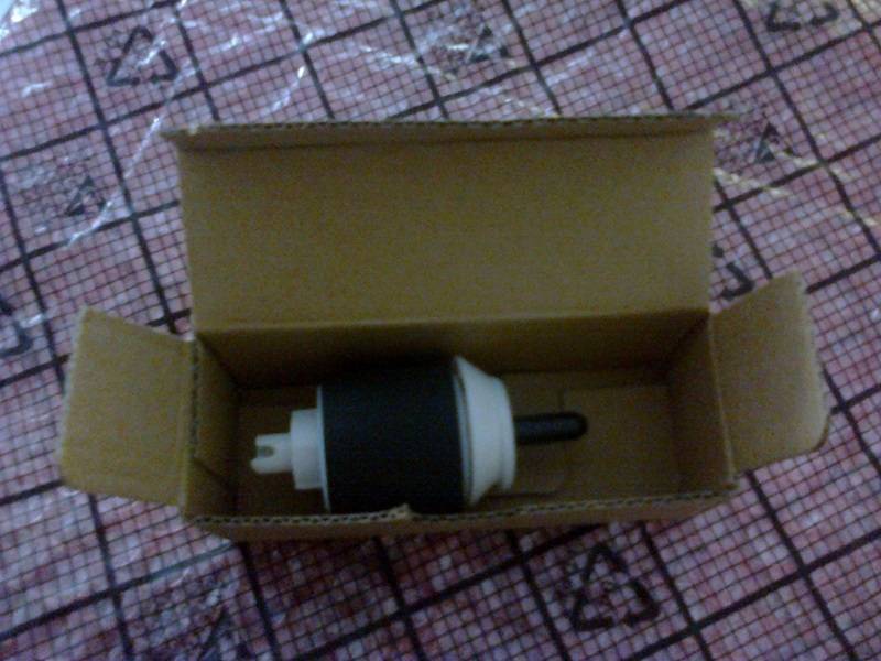 Ролик захвата из кассеты (лоток 2) HP CLJ M551/M575 (RM1-8131) OEM
